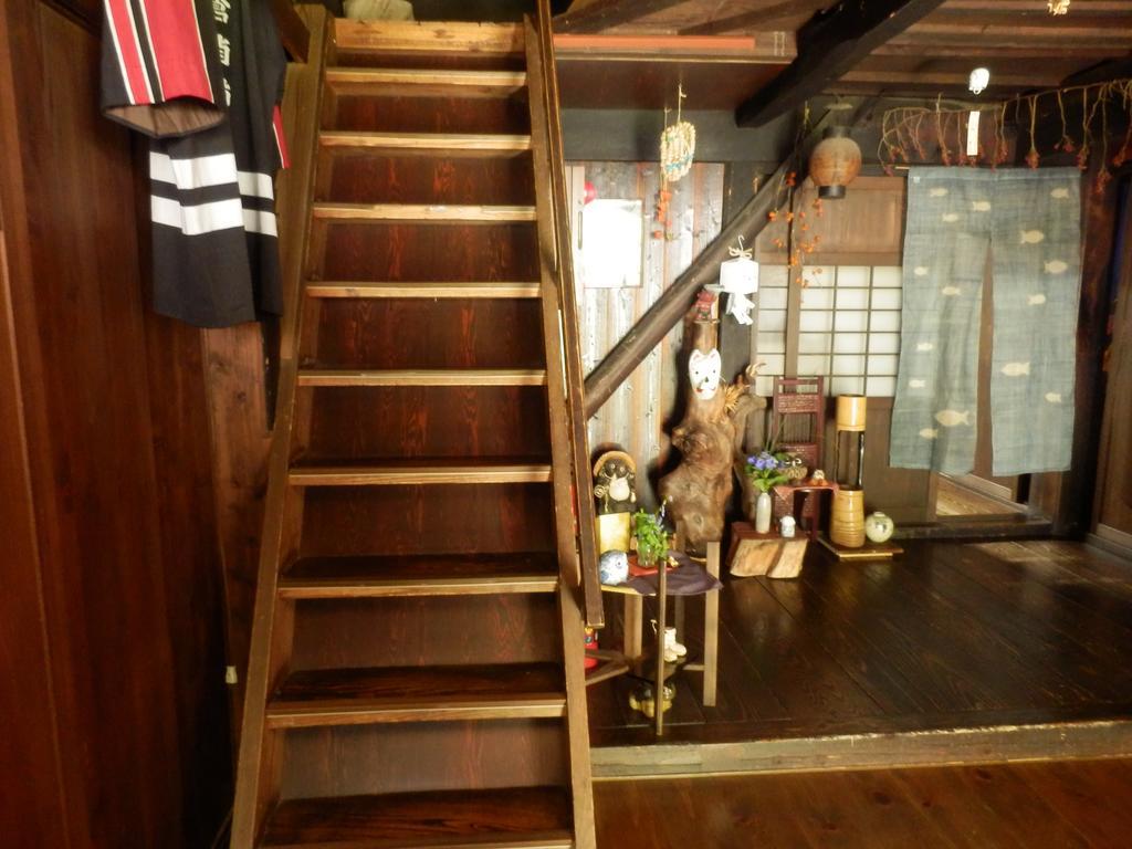 Hotel Minshuku Yomoshirou Nanto Esterno foto